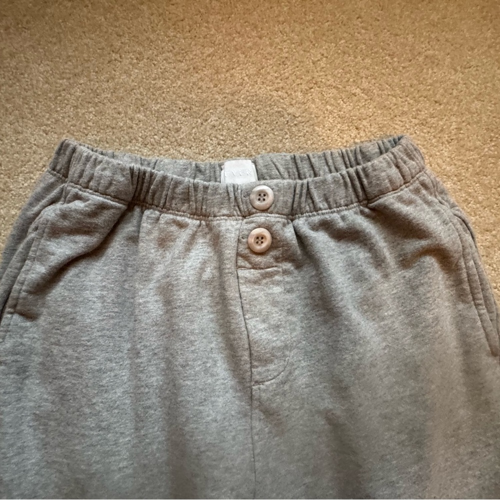 Every 2 Piece Women’s Cardigan And Pants Sweater Set In Gray - Picture 9 of 10